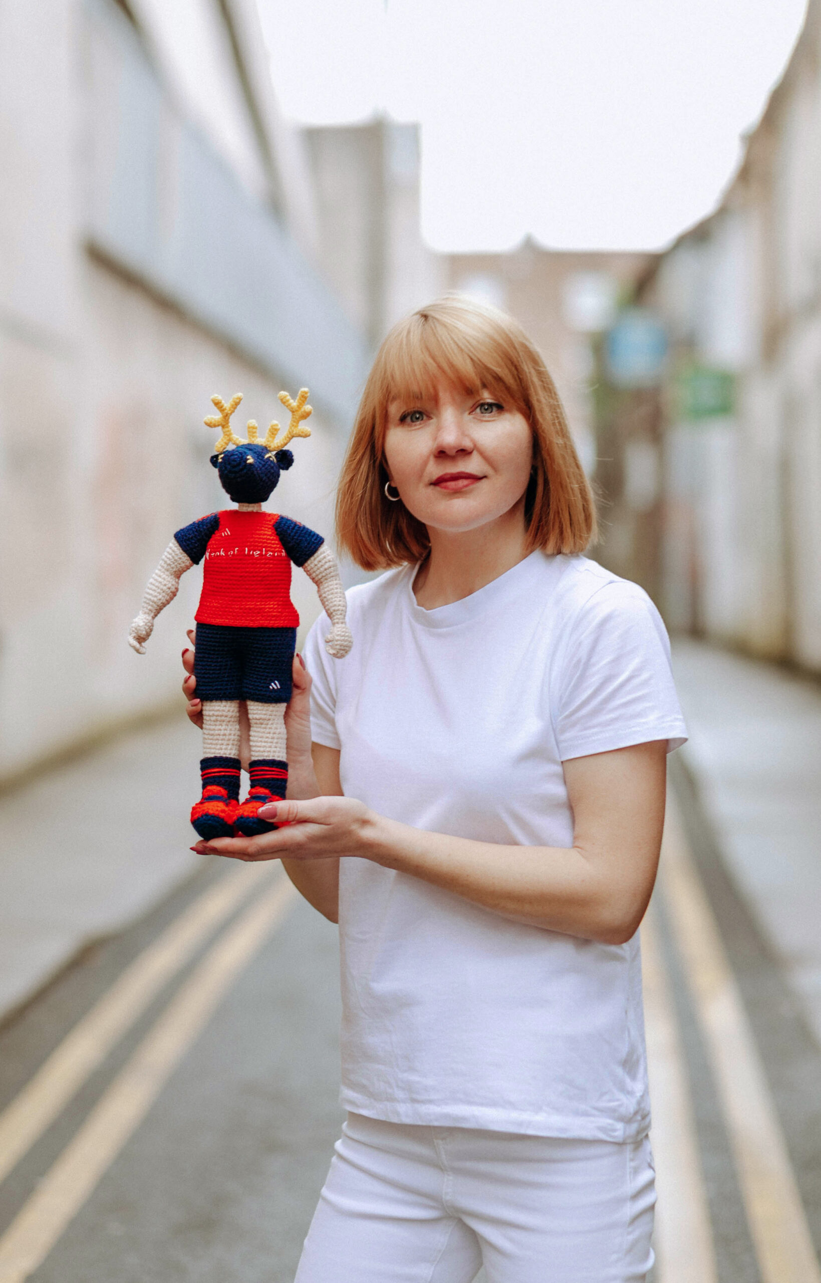 Munster Rugby Fan`s Knitted Deer Toy - Image 4